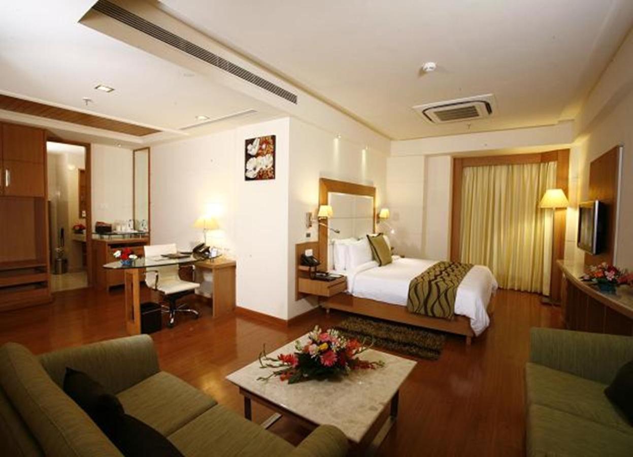 Ambrosia Sarovar Portico Haridwār Exteriör bild