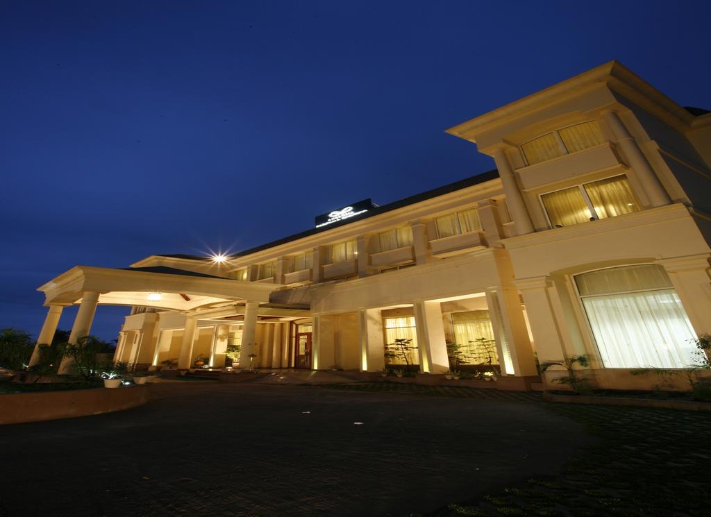 Ambrosia Sarovar Portico Haridwār Exteriör bild